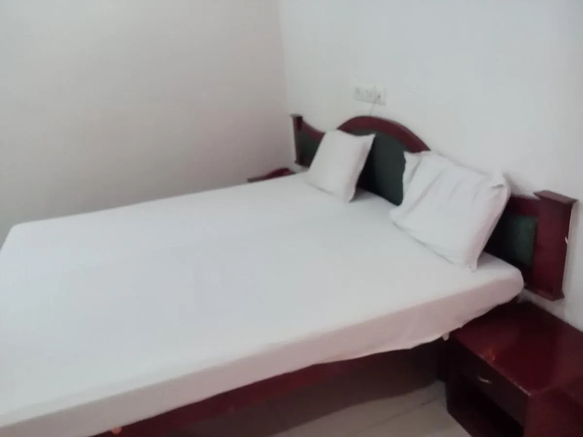 Lodge Av Tourist Home Palakkad